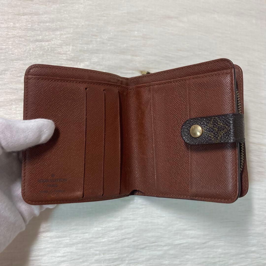 早い者勝ち　LOUIS VUITTON ヴィトン　二つ折り　財布　コンパクト