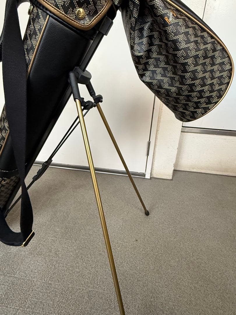 レザレクション　ゴルフスタンドサブバッグ