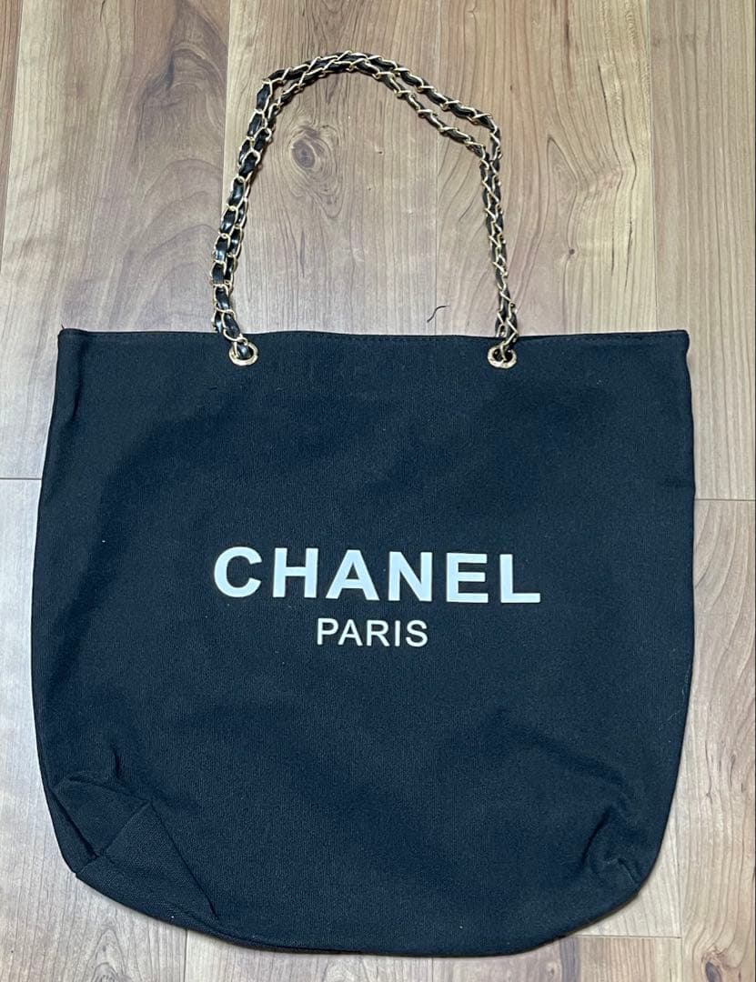 CHANEL ノベルティ チェーントートバッグ ブラック