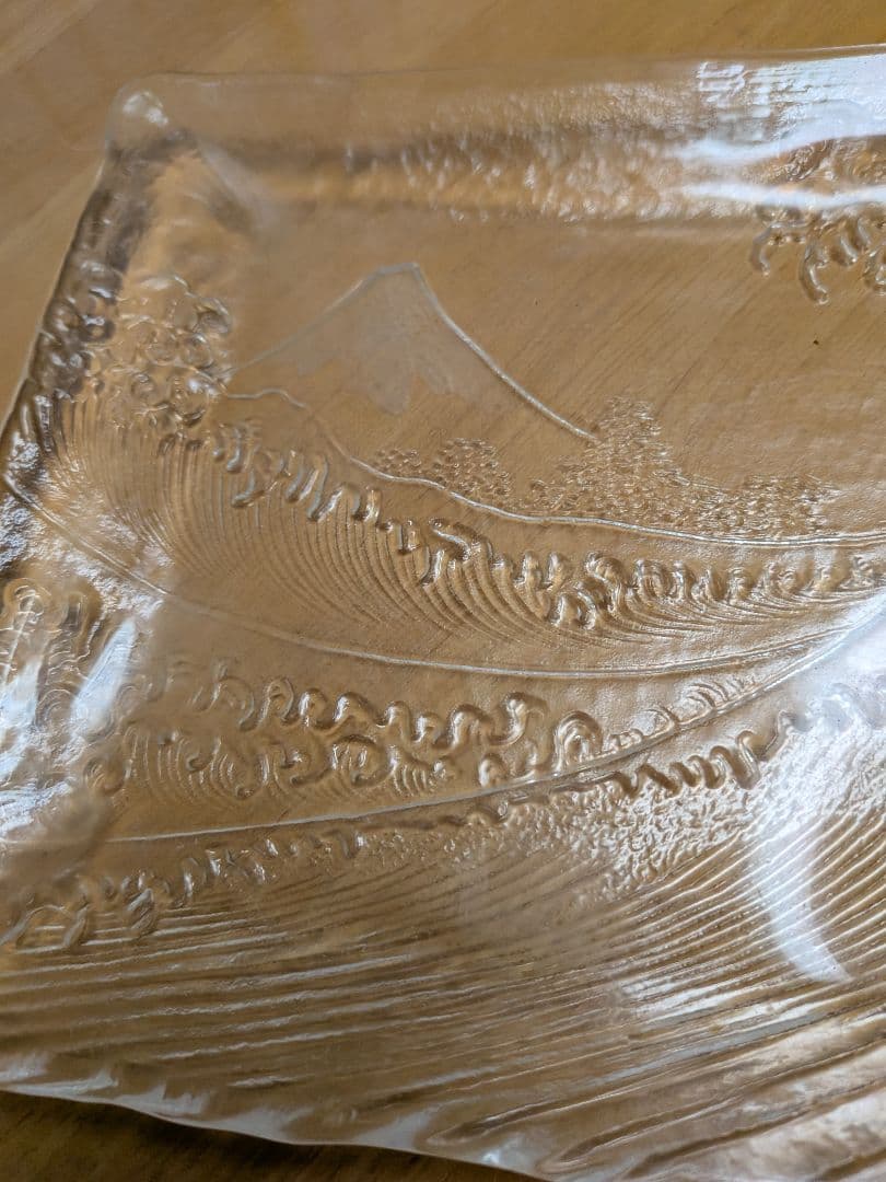 ガラス角皿10セット/盛り皿は富士山×波柄/のぞきは富士山柄/刺身