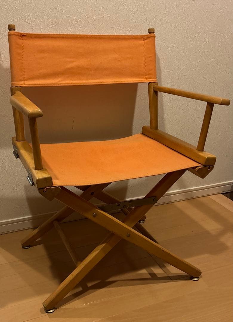 ディレクターズチェアー　木製　折りたたみ椅子　ホールディングチェア