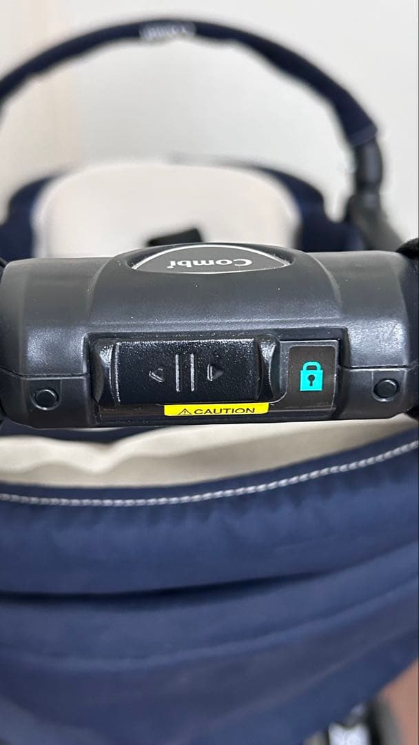 メチャカル ハンディ オート4キャス エッグショック　折りたたみベビーカー