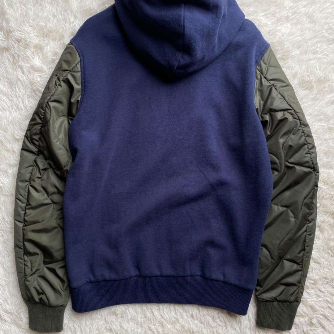ディーゼル☆未使用に近い　異素材切替パーカー　Lサイズ！メンズアウター　ブルゾン