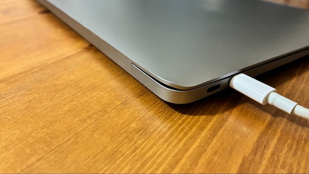 MacBook Air 2018 8GB 128GB スペースグレー