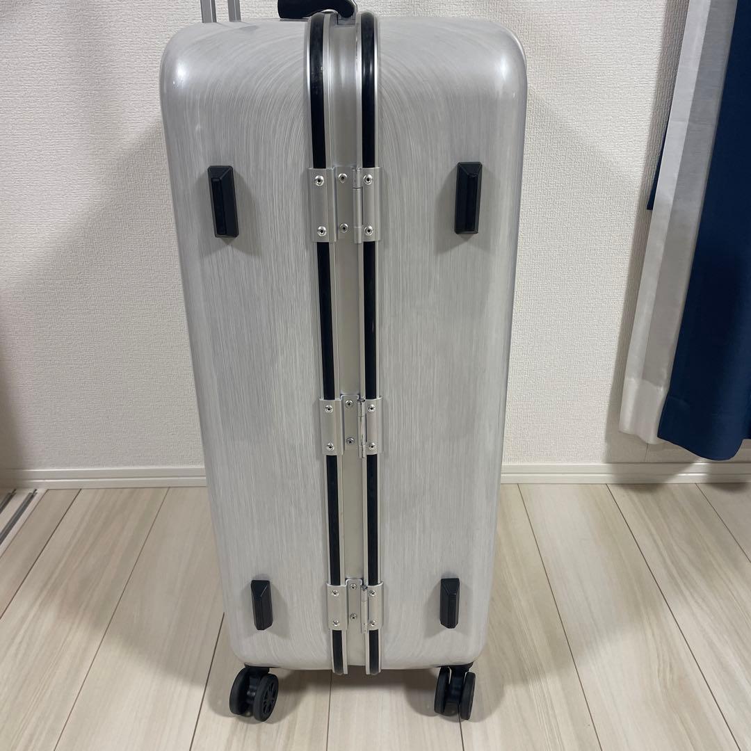 ACE　ボルケーノ　91リットル　4輪