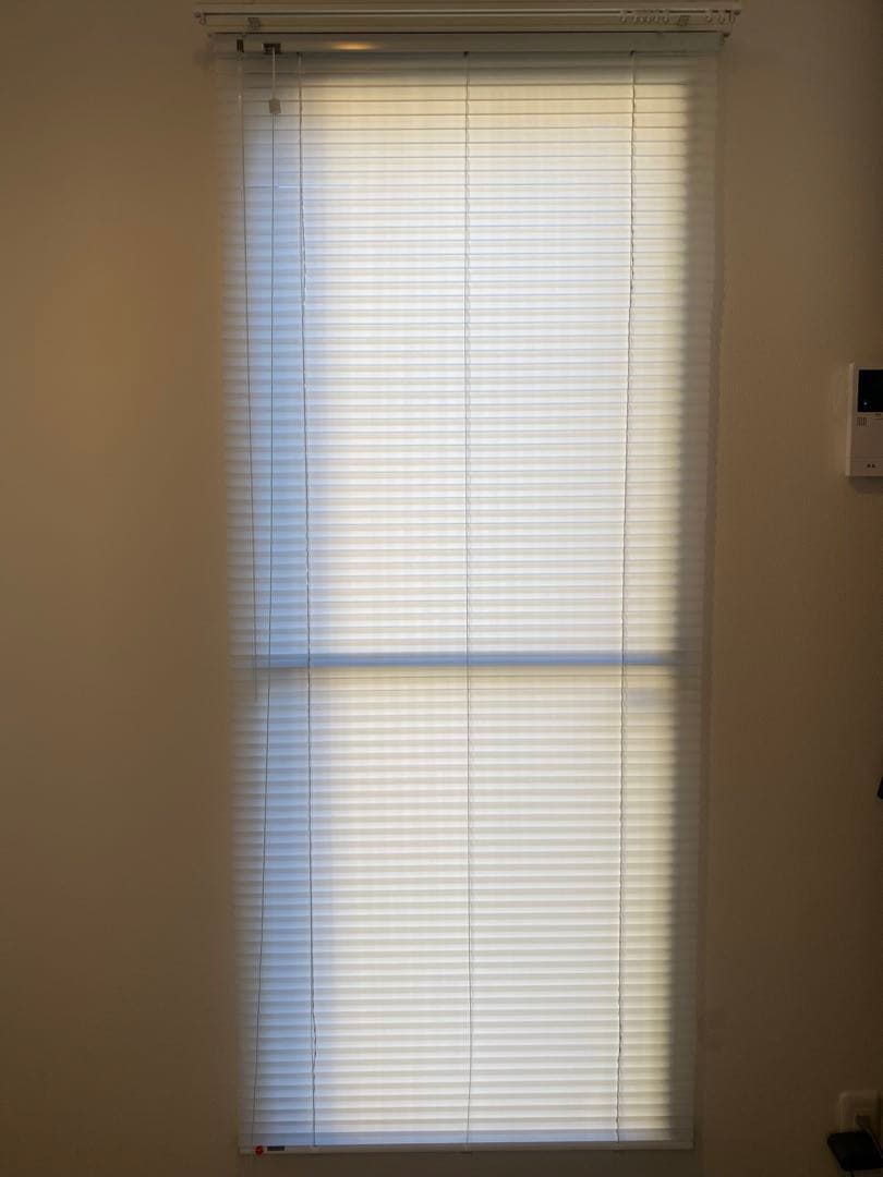 彩光ブラインド　アカリナ　79×184