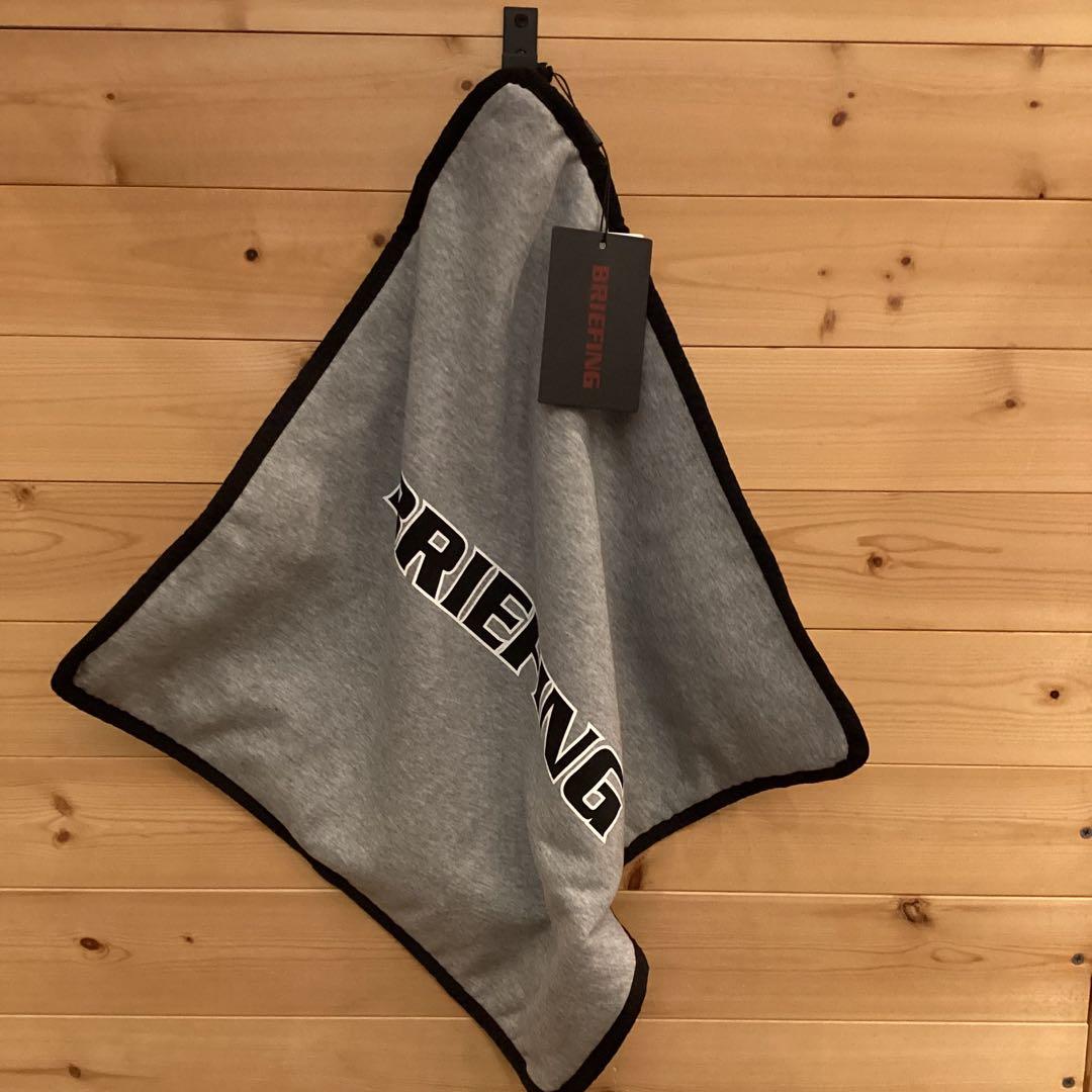 新品　BRIEFING REVERSIBLE CUSHION COVER