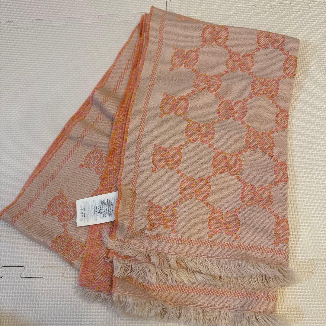 GUCCI ピンク系 ストール・ショール