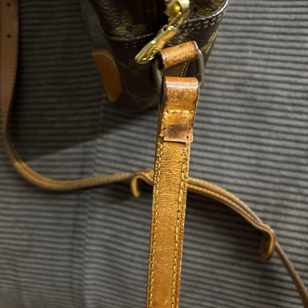 LOUIS VUITTON トロカデロ 30 モノグラム ショルダーバッグ