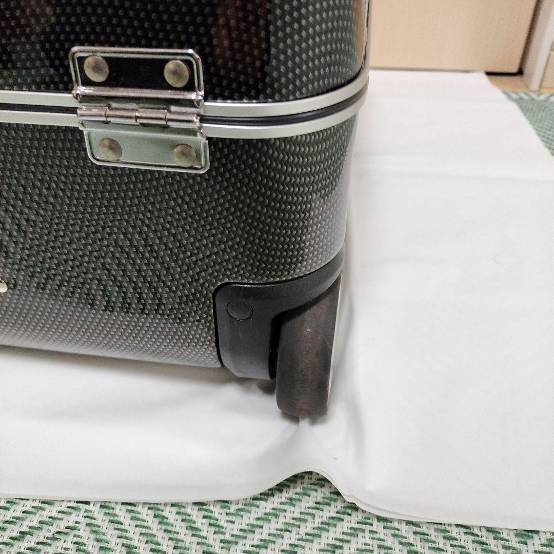 【レジェンドウォーカー】小型　キャリーケース　キャリーバック　横型　ブラック　鍵