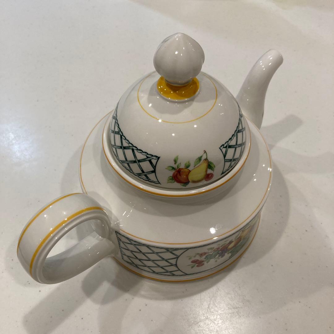 ビレロイ&ボッホ　バスケット　ティーポット