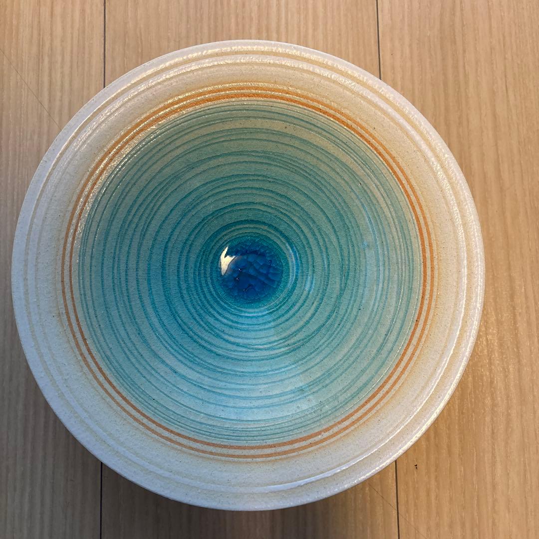 作家物　湖の青を美しく表現。陶器。2皿。