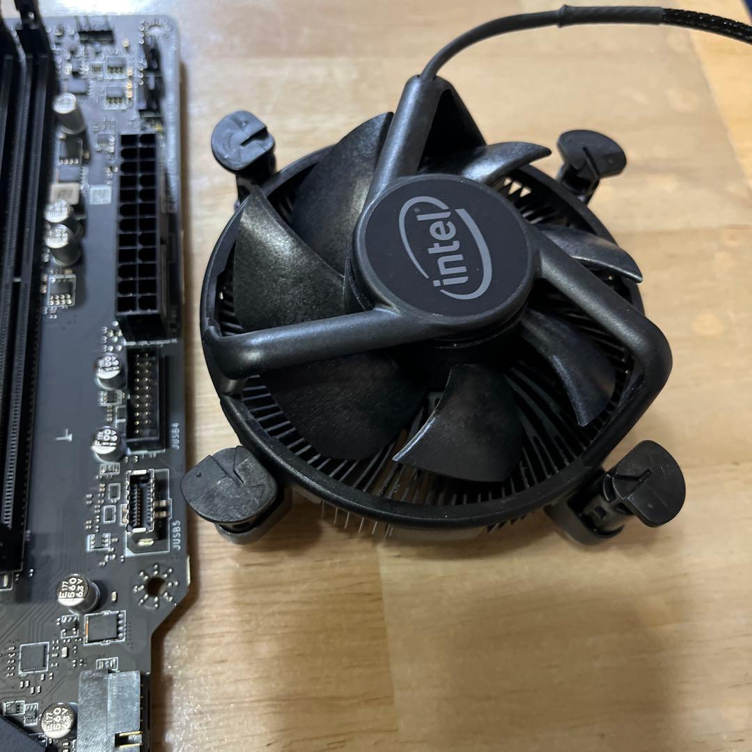 MPG Z490 GAMINGPLUS & COREi5 10400 セット