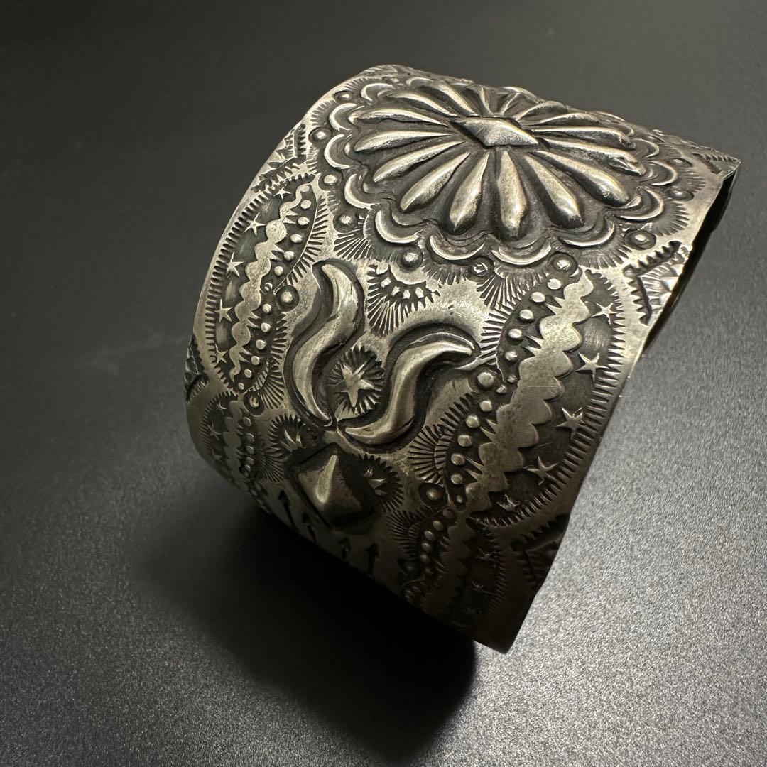 Navajo Vincent Joe Platero スタンプワーク バングル