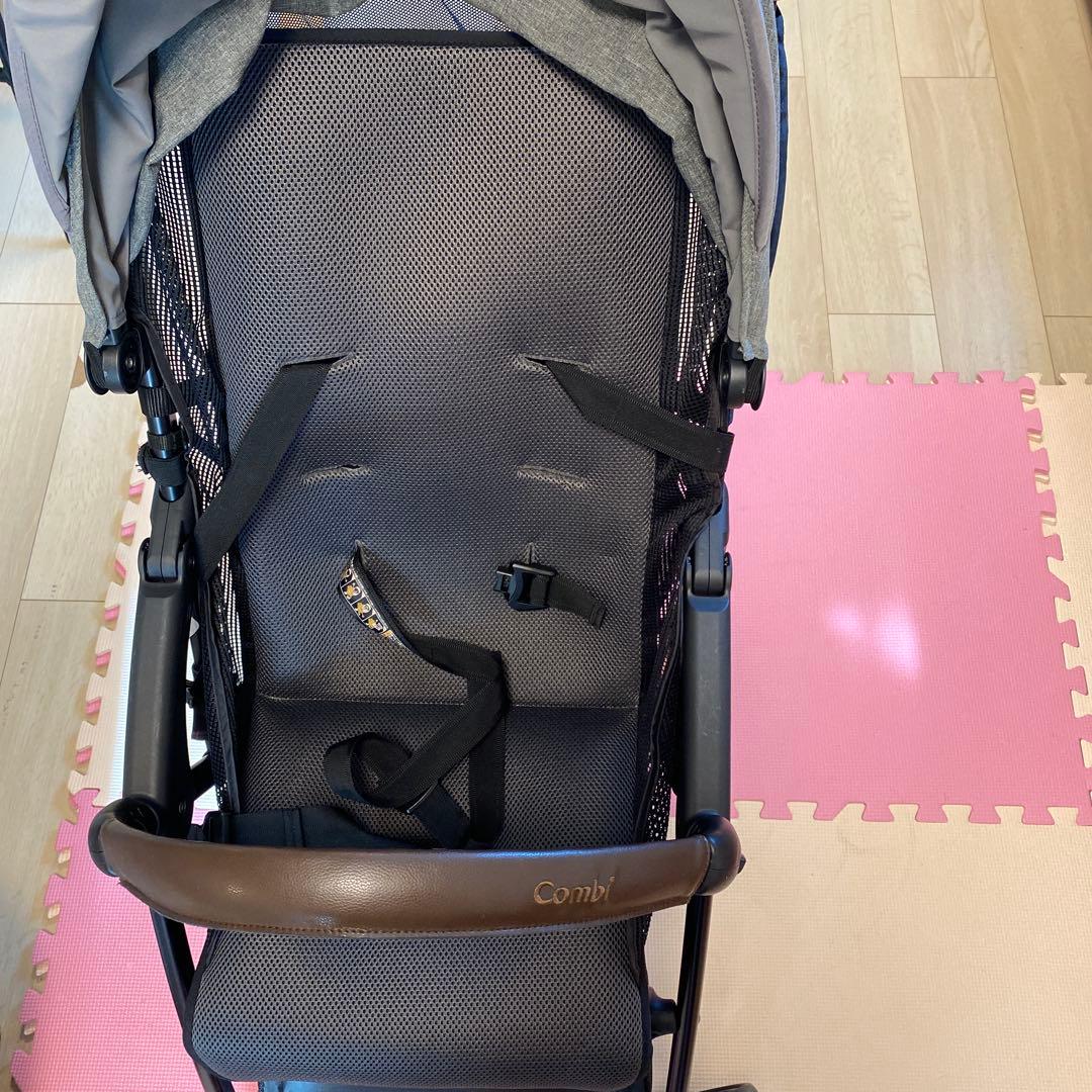 最終お値下げCombi グレーベビーカーＢ型Acbee plusアクビィ プラス