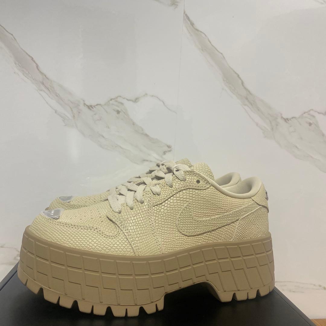 靴 Nike Women's Air Jordan 1 Brooklyn