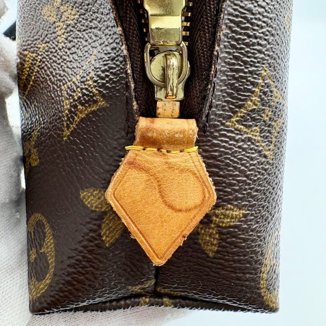 ルイヴィトン ポシェット・コスメティック PM モノグラム　箱　保存袋　紙袋付属