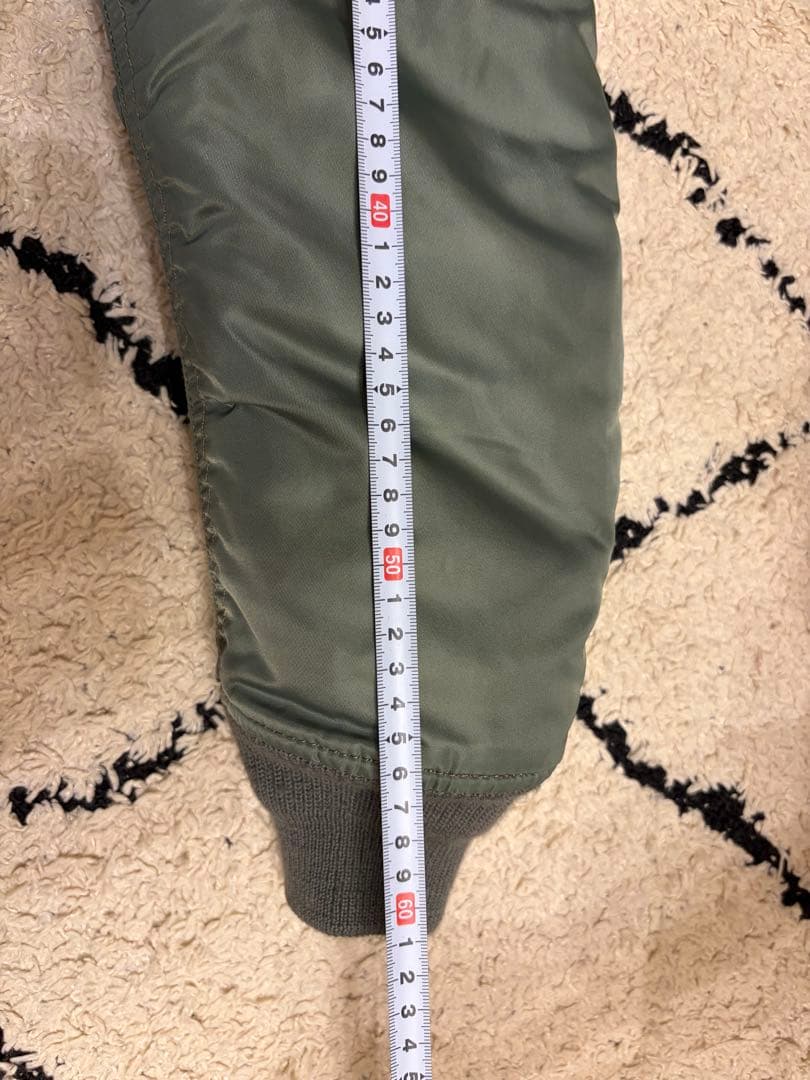 【TAKA】AVIREX MA-1 オリーブグリーン Lサイズ