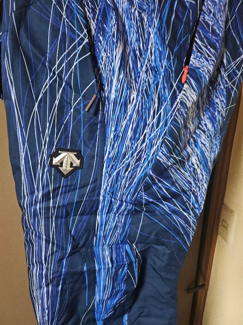 DESCENTE スキーウェア ネイビー/青のストライプ