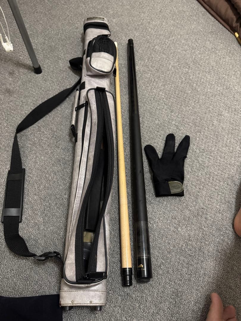 Mezz Cues ビリヤードキューセット ケース付き