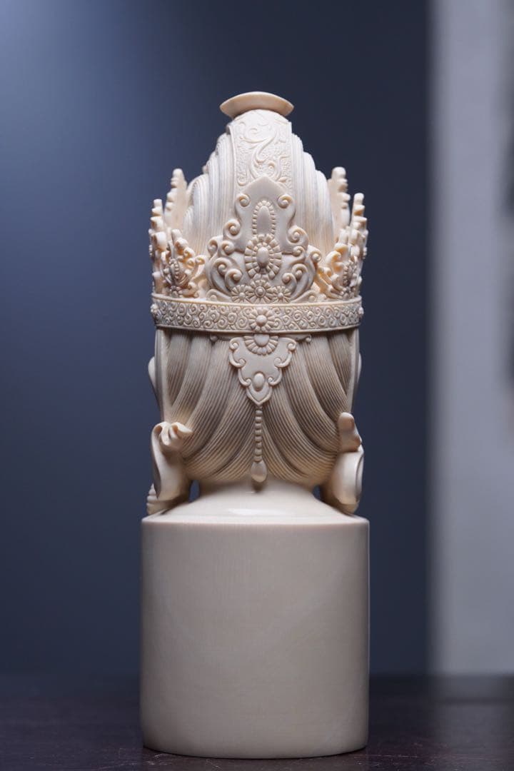 天然マンモス牙美しい手作り彫刻 観音仏首 置き物