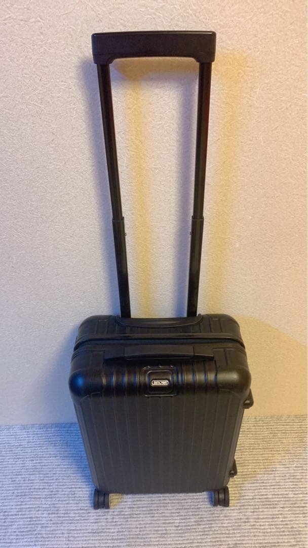 本物 RIMOWA リモワ サルサ　4輪 マットブラック 32L 機内