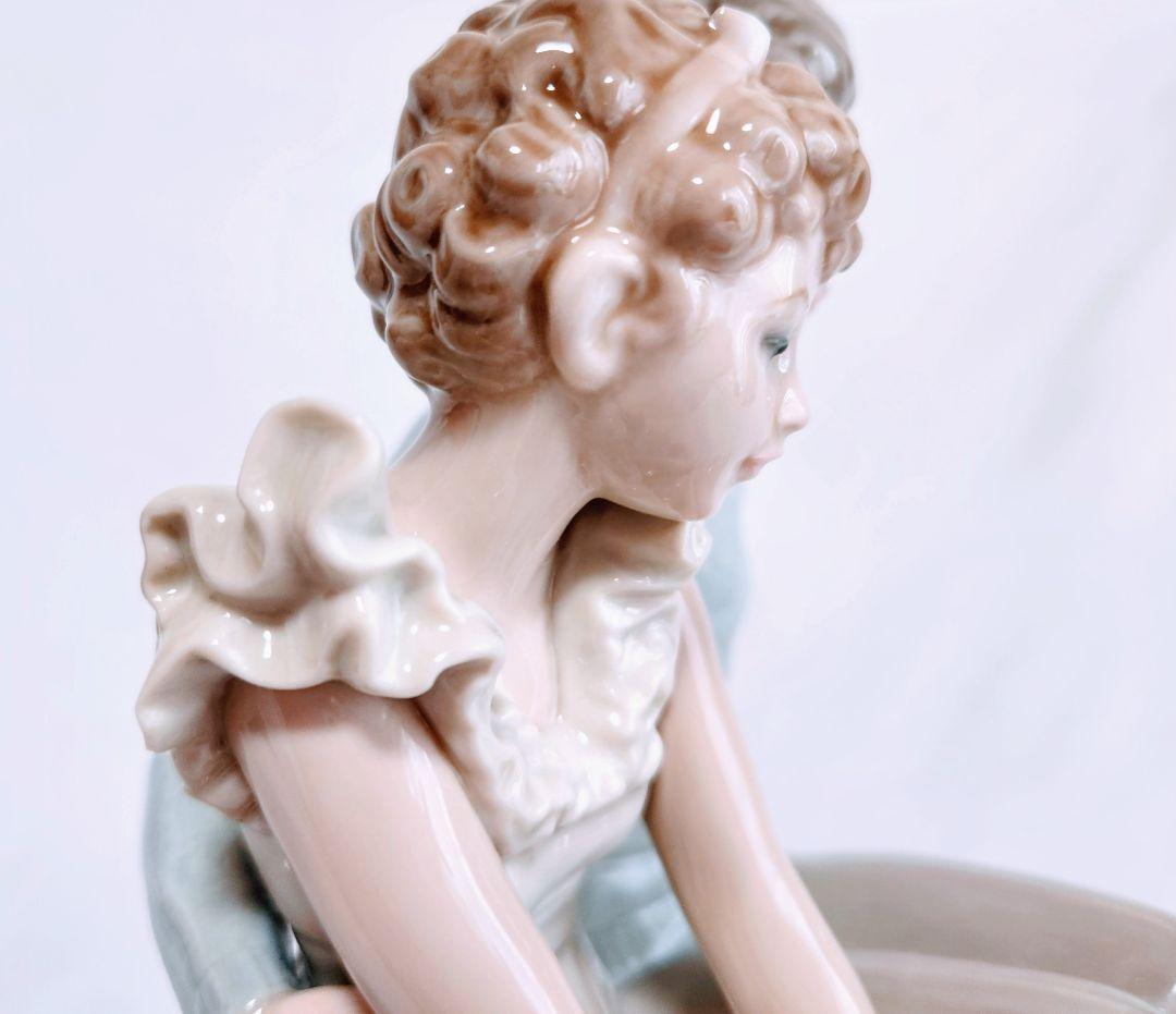 リヤドロ【希少美品】フィギュリン《ヤングラブ》《天にも昇る気持ち》No.1409