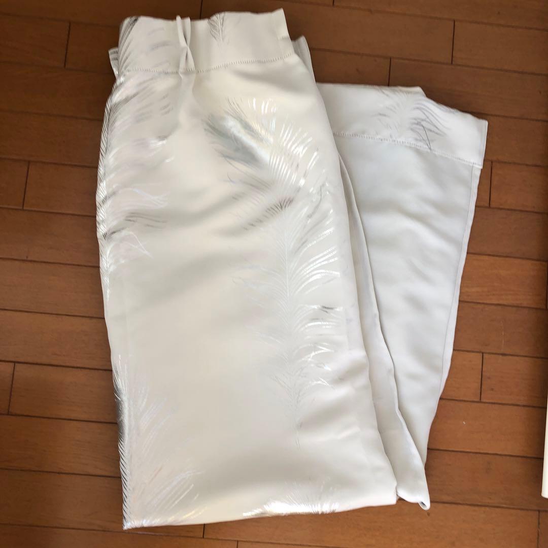 ᖴrancfranc　カーテン　1組　シルバーの孔雀の羽柄　模様替え