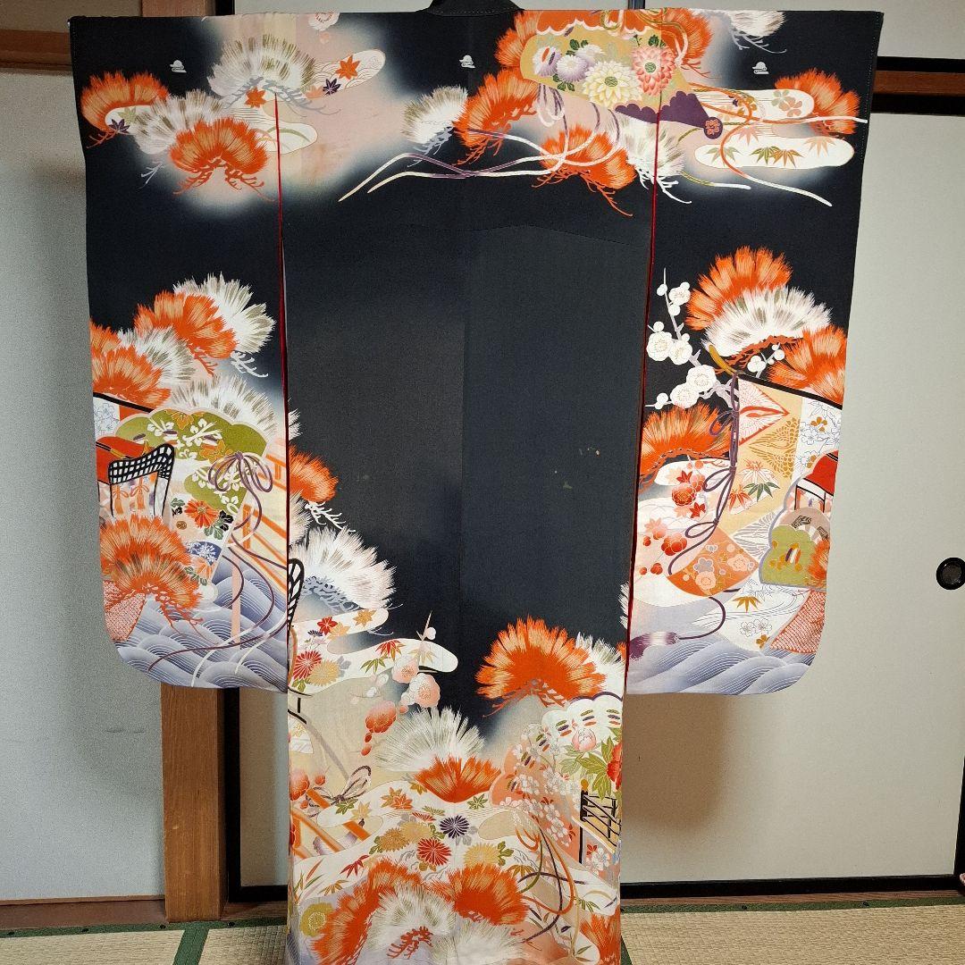 振袖 黒とオレンジ 松と花模様 帯付き