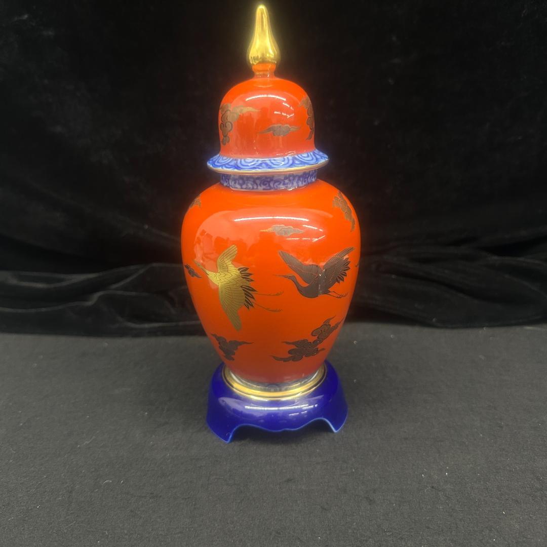 深川製磁 フカガワセイジ 飾壺 染錦手波鶴紋