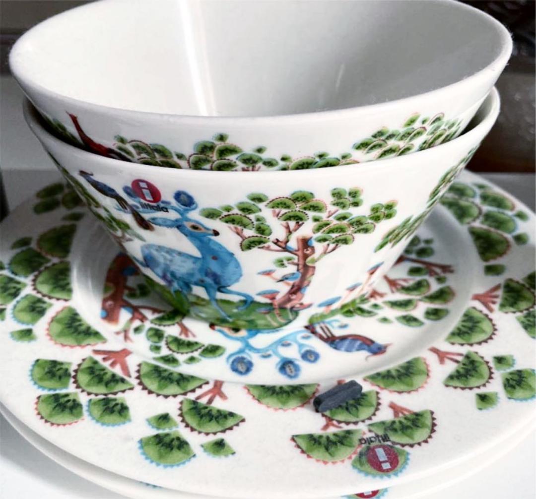 新品 ☆  ☆ サツメッサ グリーン　プレート&ボウル 各2点