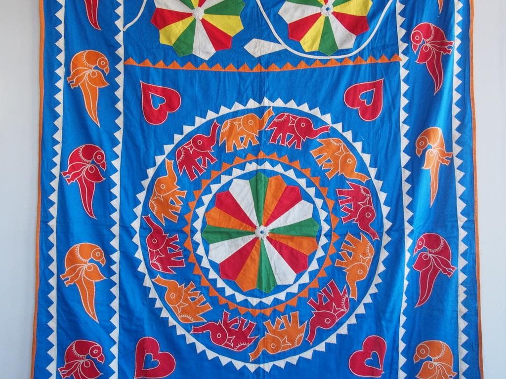 インド グジャラート アップリケ 壁飾り布