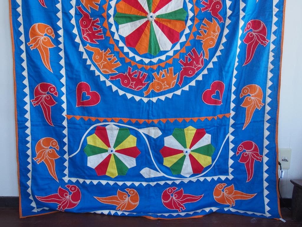 インド グジャラート アップリケ 壁飾り布