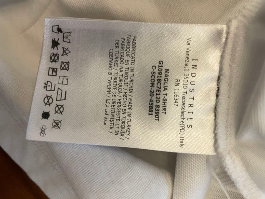 これ以上しません！最終値下げ！モンクレール☆Tシャツ