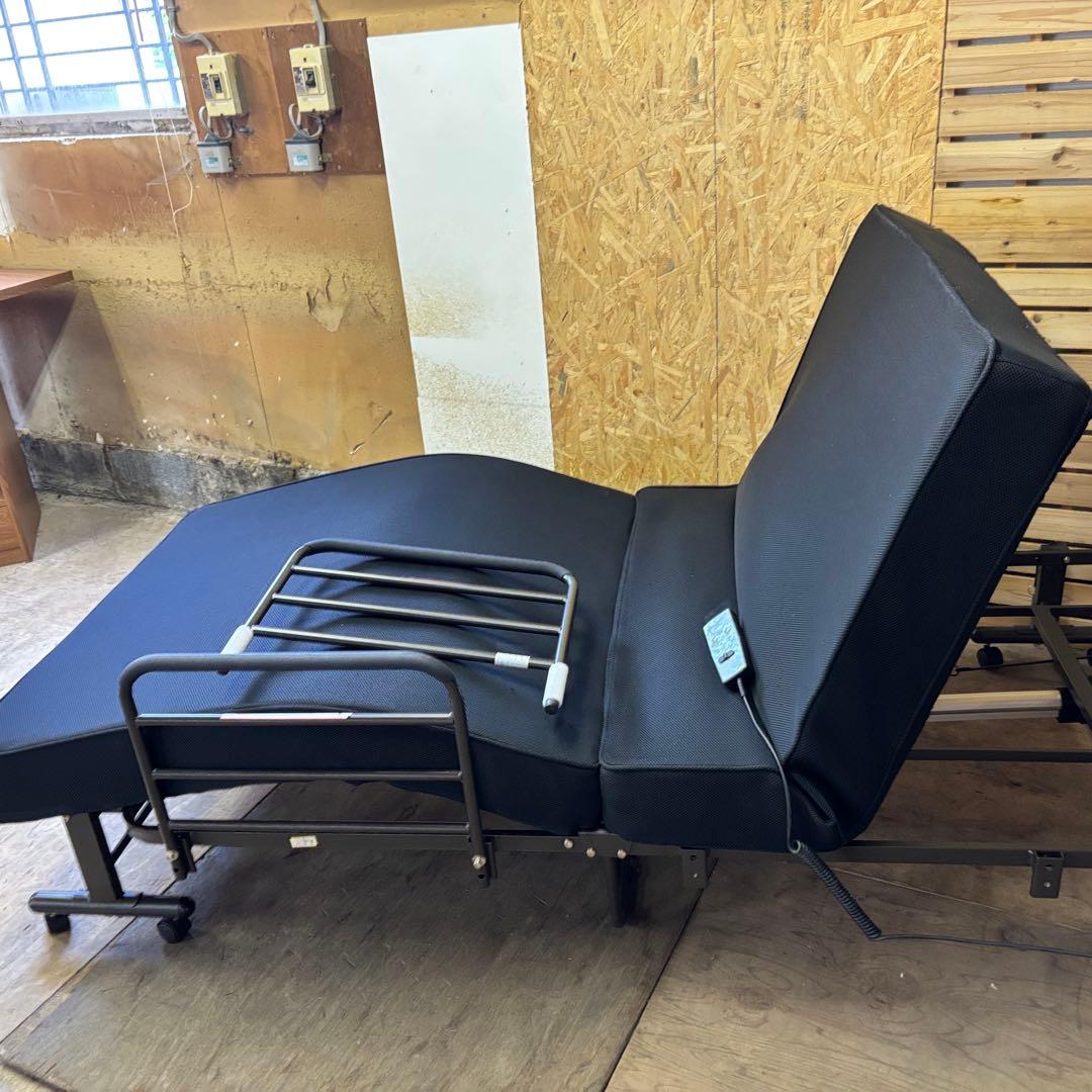 早い者勝ち‼️ニトリ 電動ベッド セレサ3 折りたたみベッド