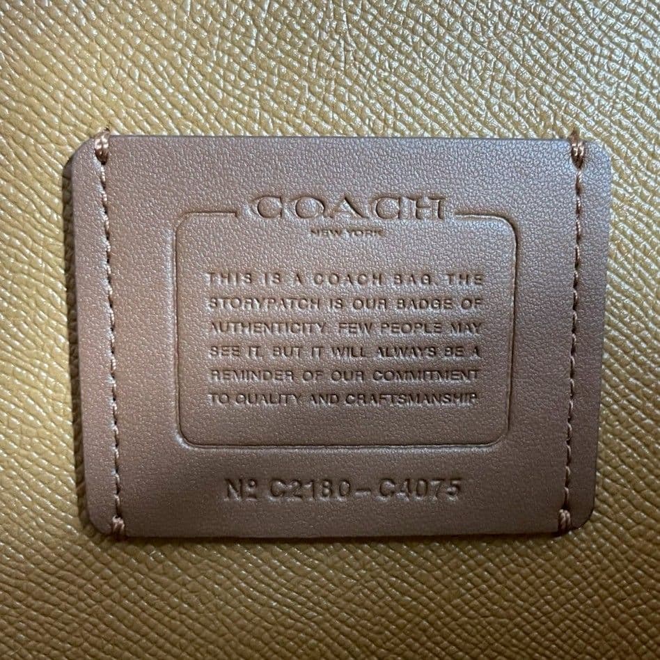 未使用 コーチ テイタム 2way トートバッグ ビジネス A4可 レザー 白