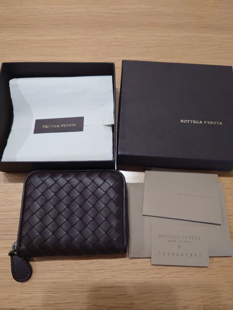 未使用品　ボッテガヴェネタ ダークブラウン ケース　小銭入れ　財布