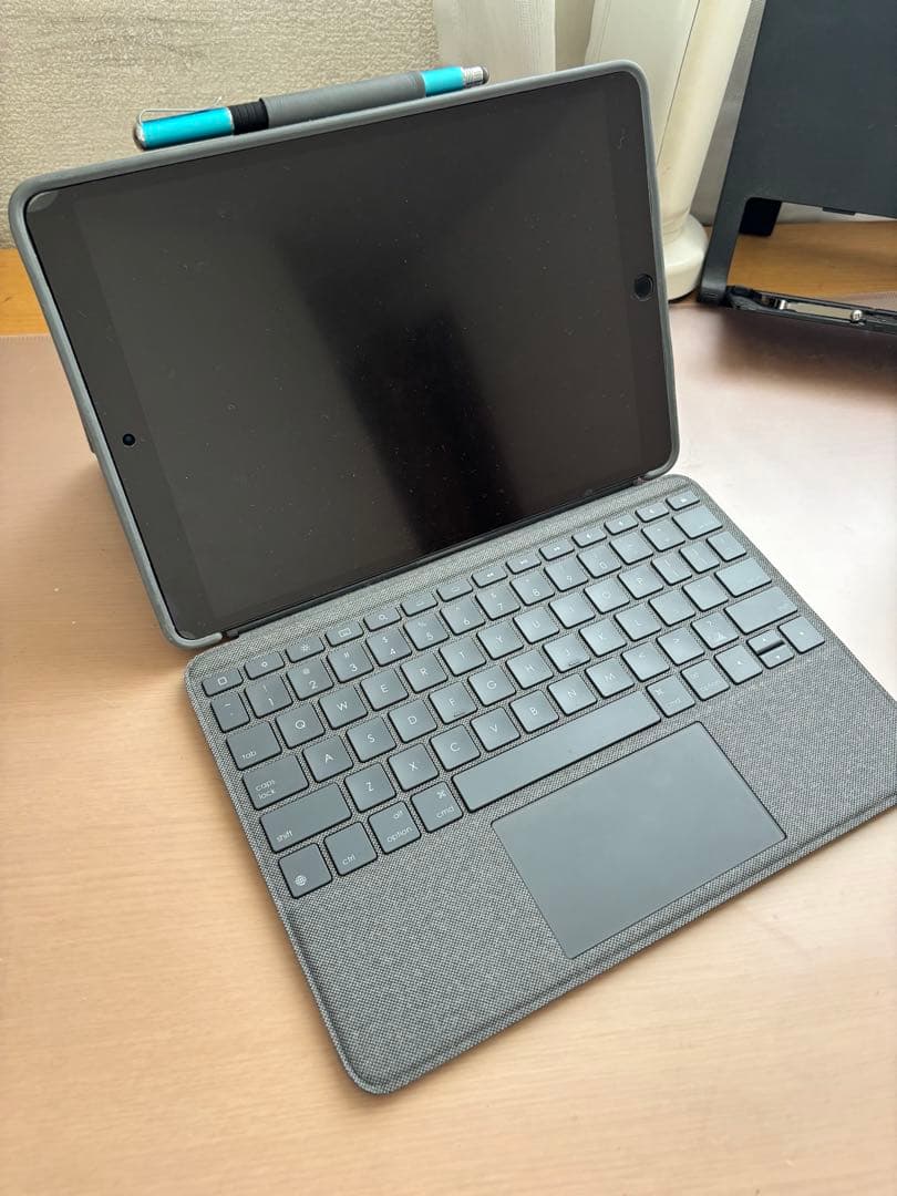 iPad Air(第3世代, 256GB) （ケース+タッチペン+充電器×3付）