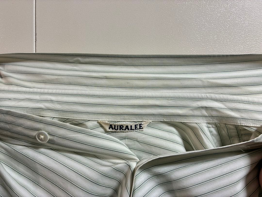 【最終値下げ】AURALEEFINX STRIPE SHIRTS GREEN