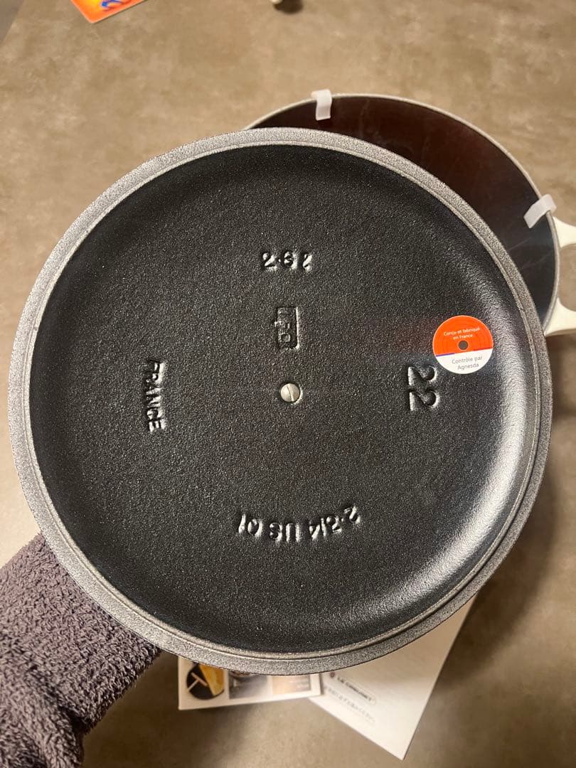 完売　限定　新品未使用　ル・クルーゼ　マルミット22cm ハート ホワイト