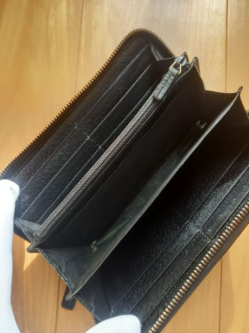 最終値下げ価格 Gucci 黒レザー長財布 GGロゴ付き