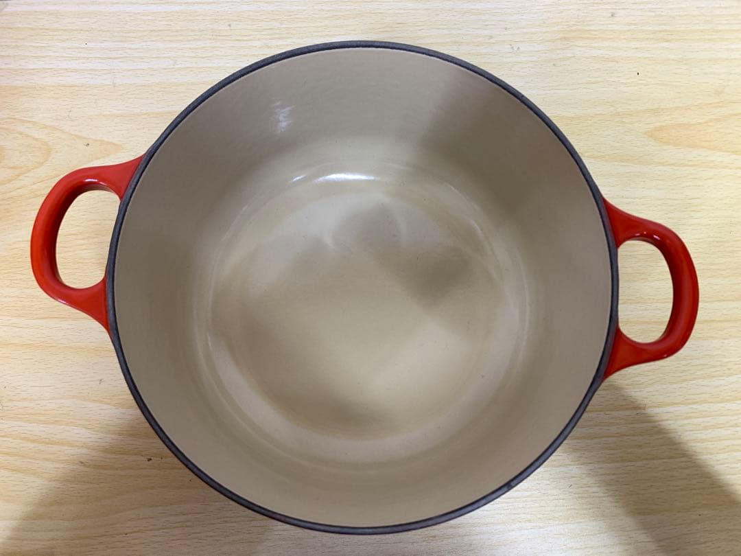 【未使用】ル・クルーゼ 両手鍋 MM70527-9