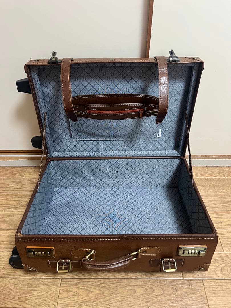 【レア美品】本革 ユーラシアトランク レトロ　キャリーケース ブラウン