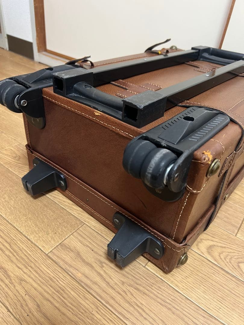 【レア美品】本革 ユーラシアトランク レトロ　キャリーケース ブラウン
