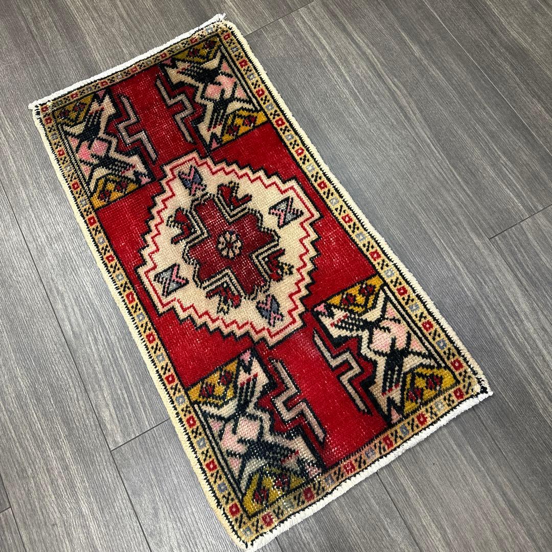 ヴィンテージ トライバル ラグ年代織りトルコ絨毯