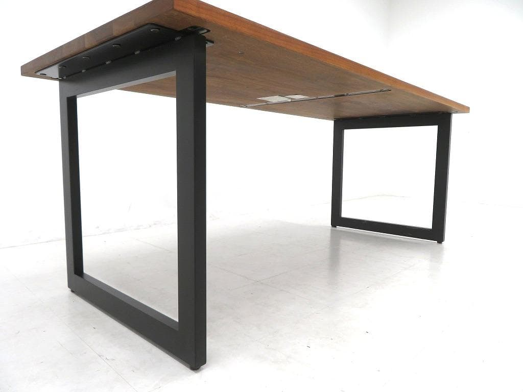 展示品　カーフ　ウォールナット　無垢材　ダイニングテーブル　北欧　モダン