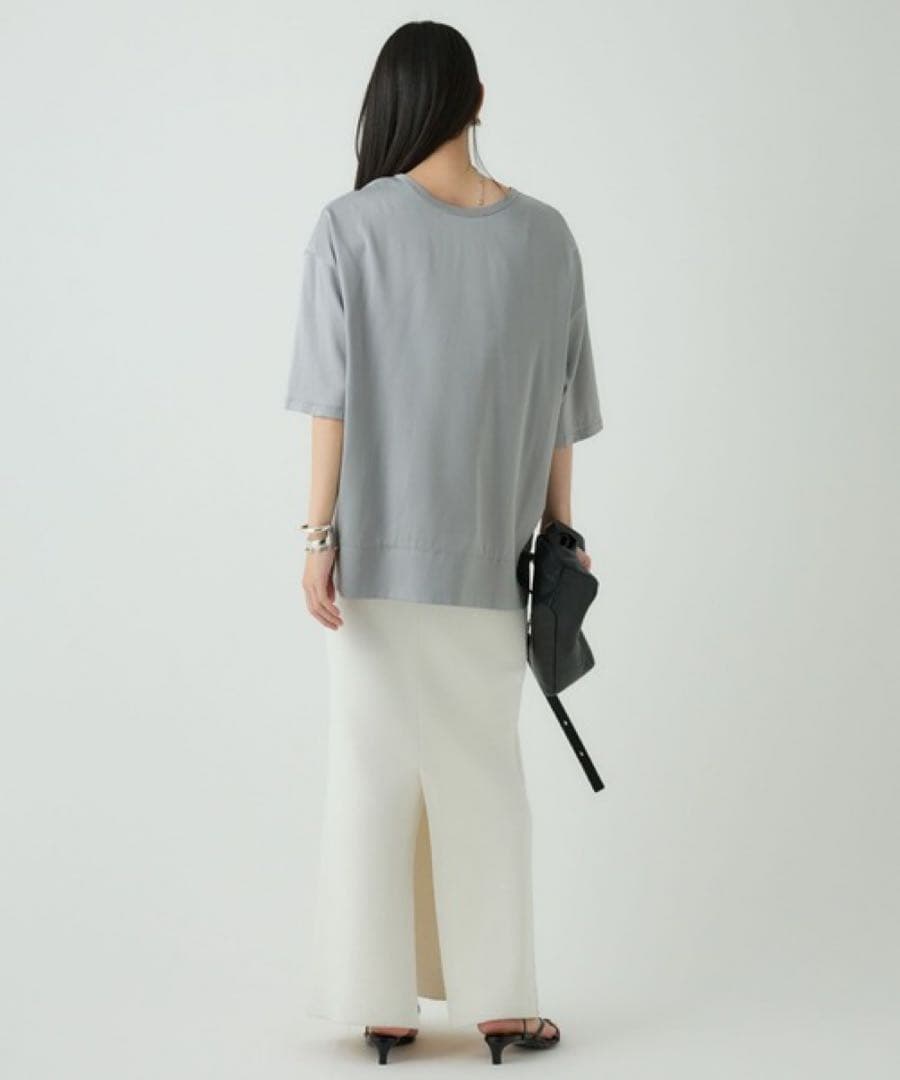 新品 Chaos（カオス）　モーラTシャツ　グレー クモリ シルク カットソー