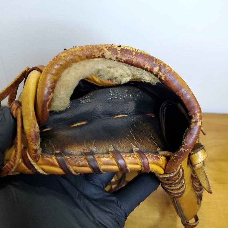 メジャーステージ MEJORSTEGE ゴールドエンブレム 投手用 硬式グローブ