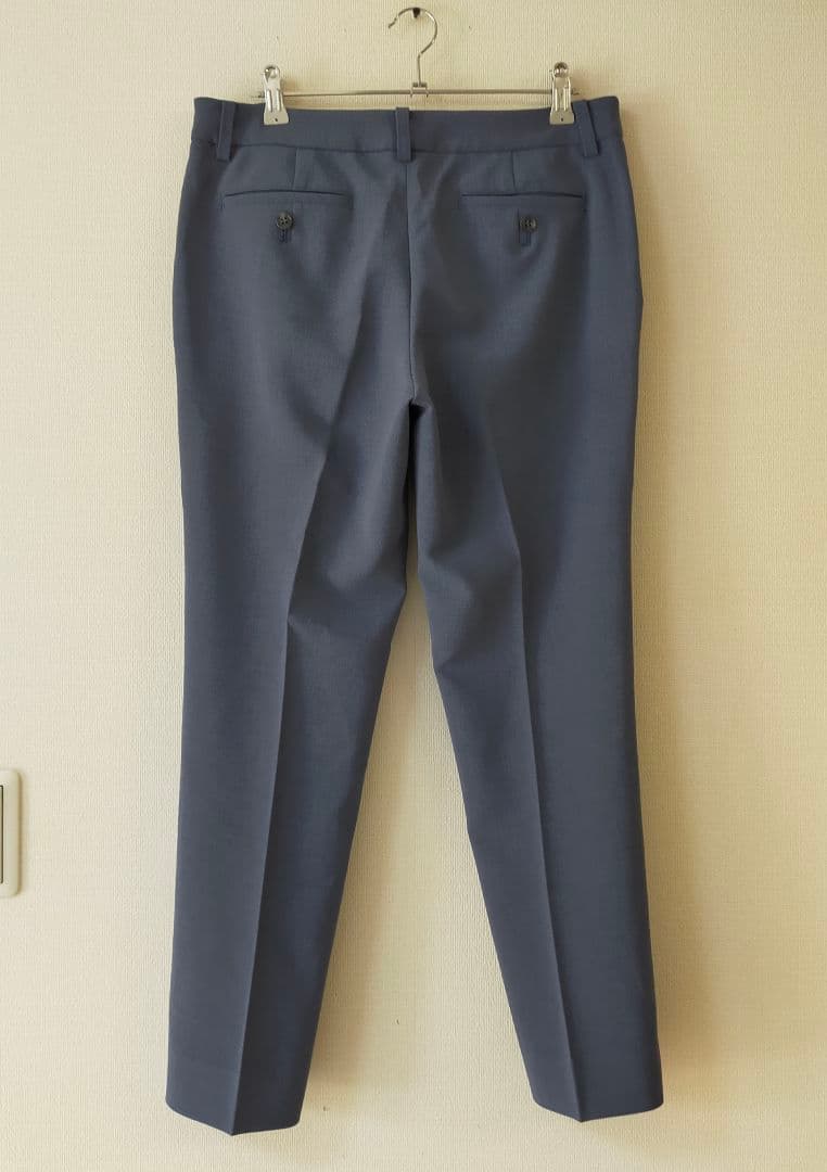 美品　40　ユニバーサルランゲージ　ノーカラー　パンツスーツ　ウォッシャブル