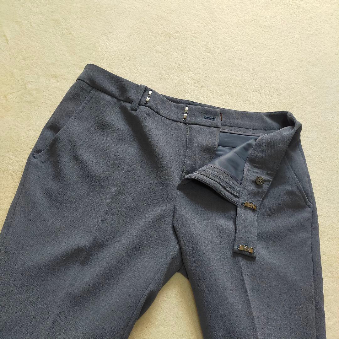 美品　40　ユニバーサルランゲージ　ノーカラー　パンツスーツ　ウォッシャブル